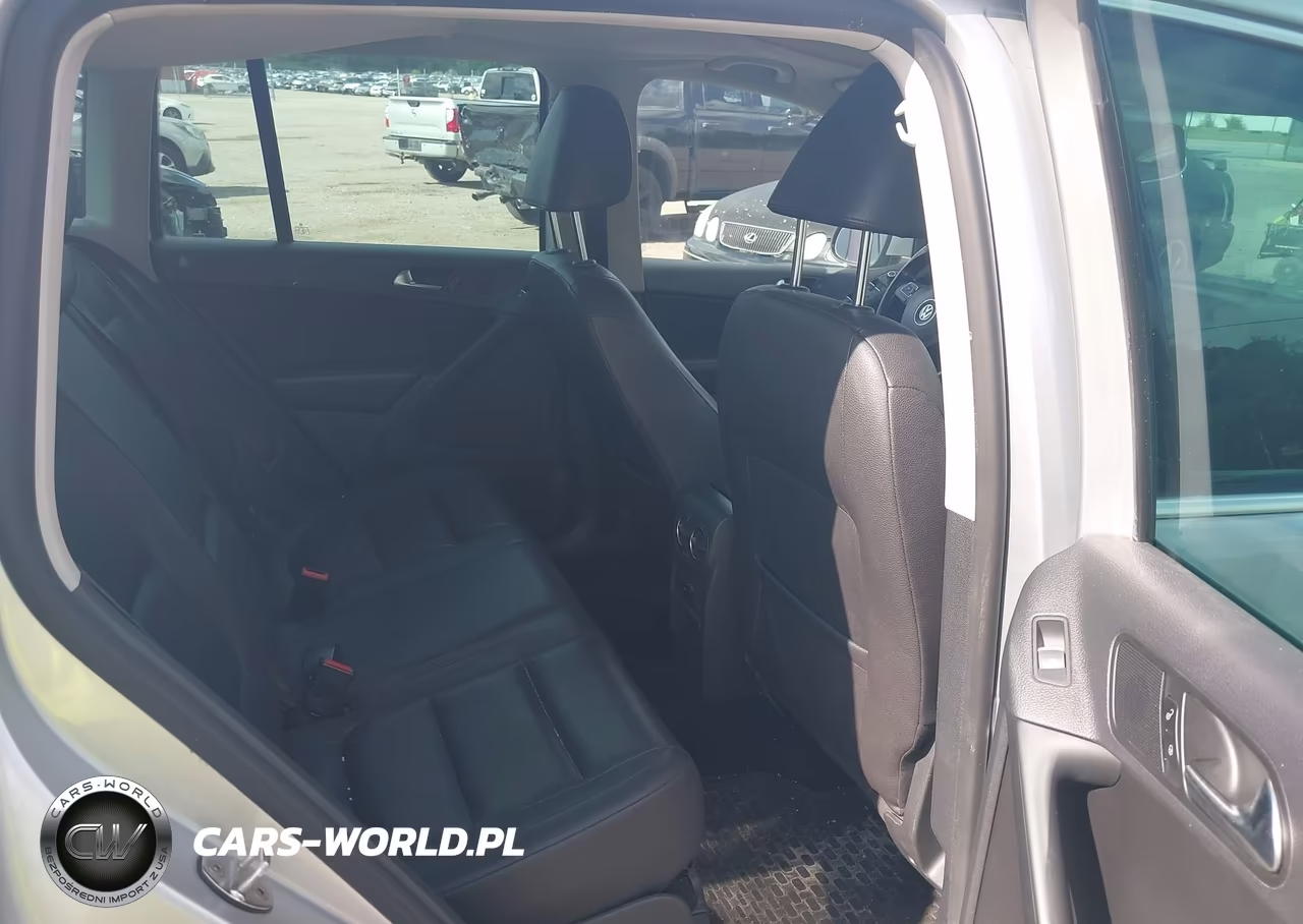 2012 Volkswagen Tiguan Se VIN:WVGAV7AX3CW520376 - 8