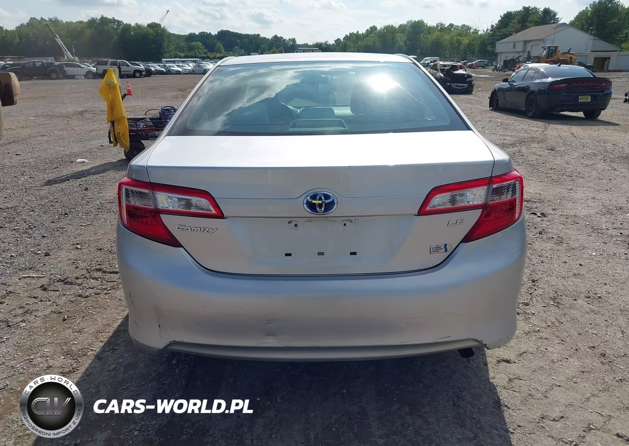 2014 Toyota Camry Hybrid Le VIN:4T1BD1FK3EU101220 - 16