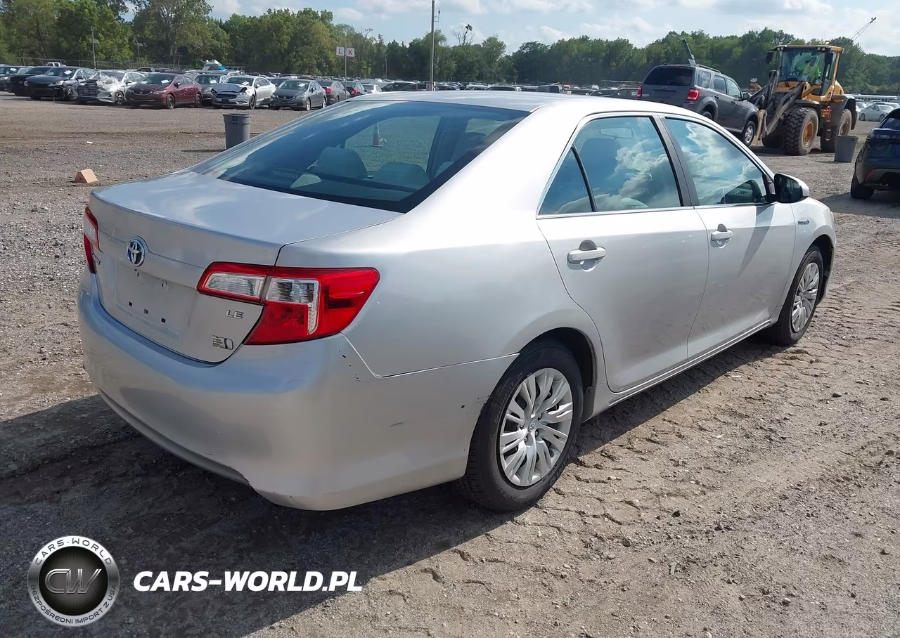 2014 Toyota Camry Hybrid Le VIN:4T1BD1FK3EU101220 - 4
