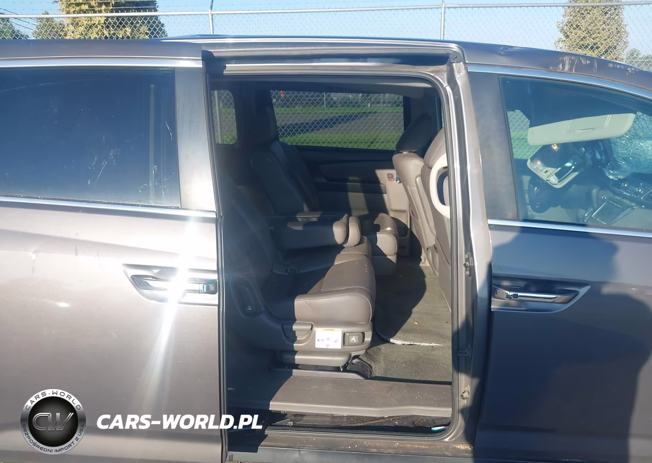 2015 Honda Odyssey Ex-L VIN:5FNRL5H64FB030455 - 8