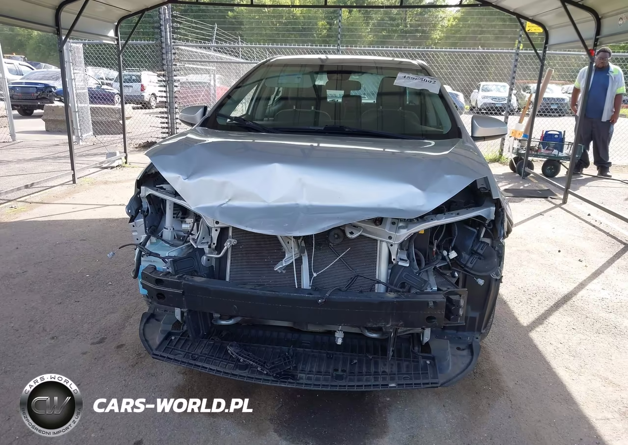 2019 Toyota Corolla Le VIN:2T1BURHE4KC192467 - 13