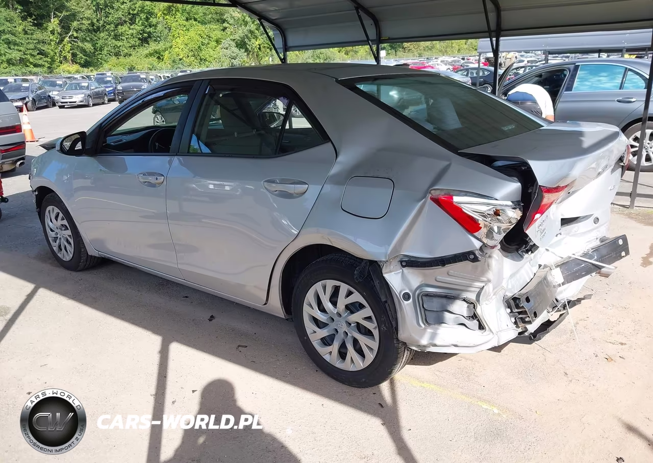 2019 Toyota Corolla Le VIN:2T1BURHE4KC192467 - 3