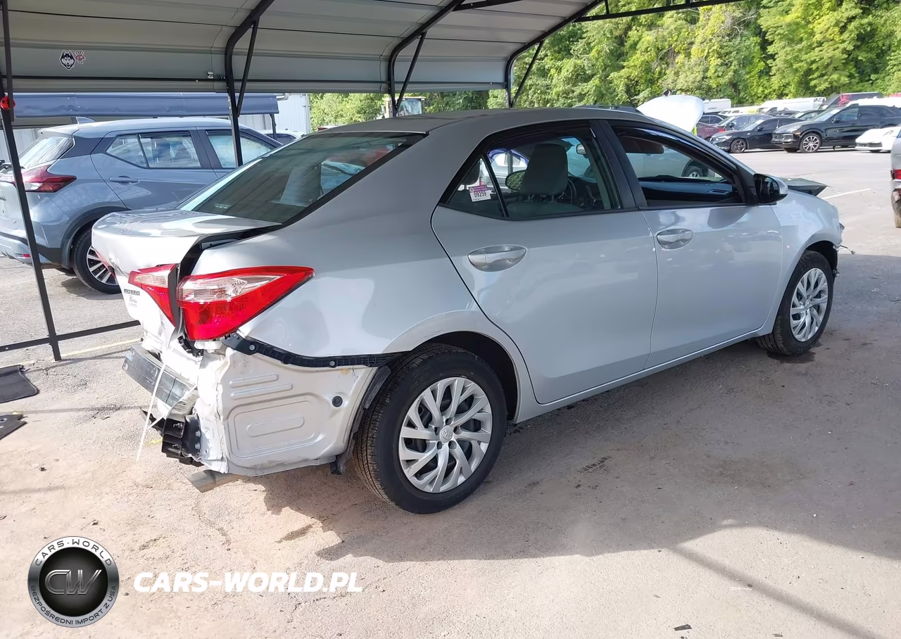 2019 Toyota Corolla Le VIN:2T1BURHE4KC192467 - 4