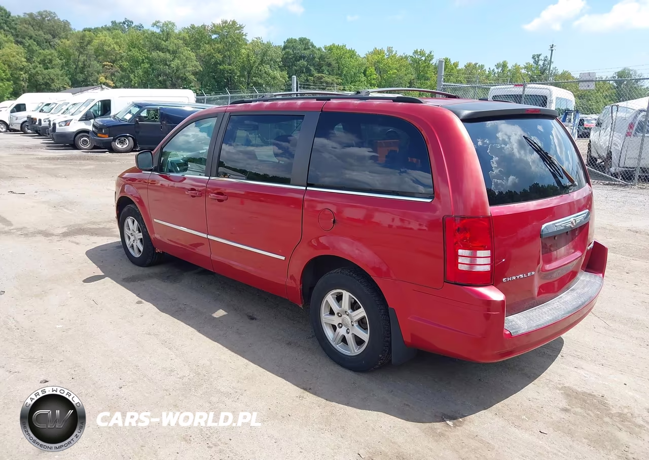 2010 Chrysler Town & Country Touring VIN:2A4RR5D16AR250096 - 3