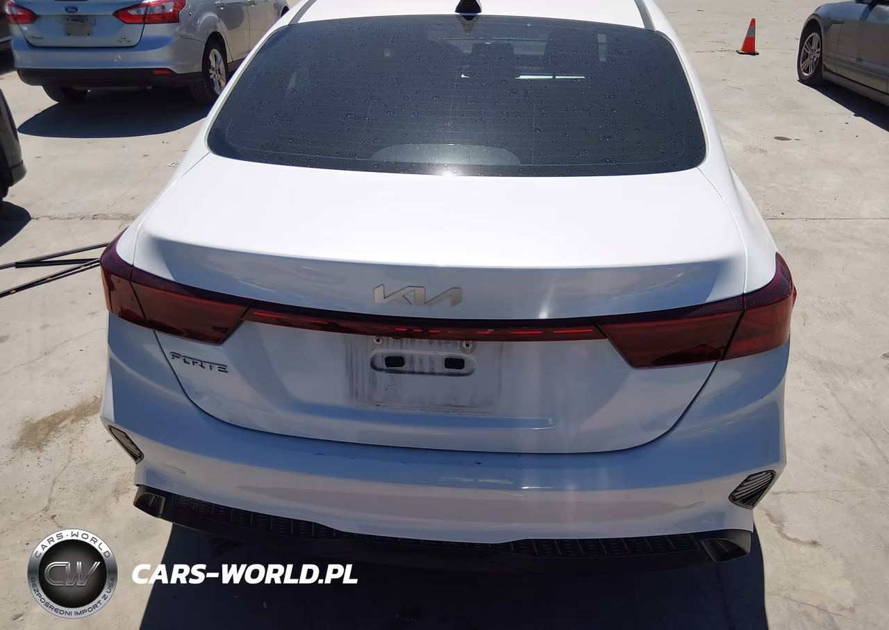 2024 Kia Forte Lxs VIN:3KPF24AD1RE772783 - 17