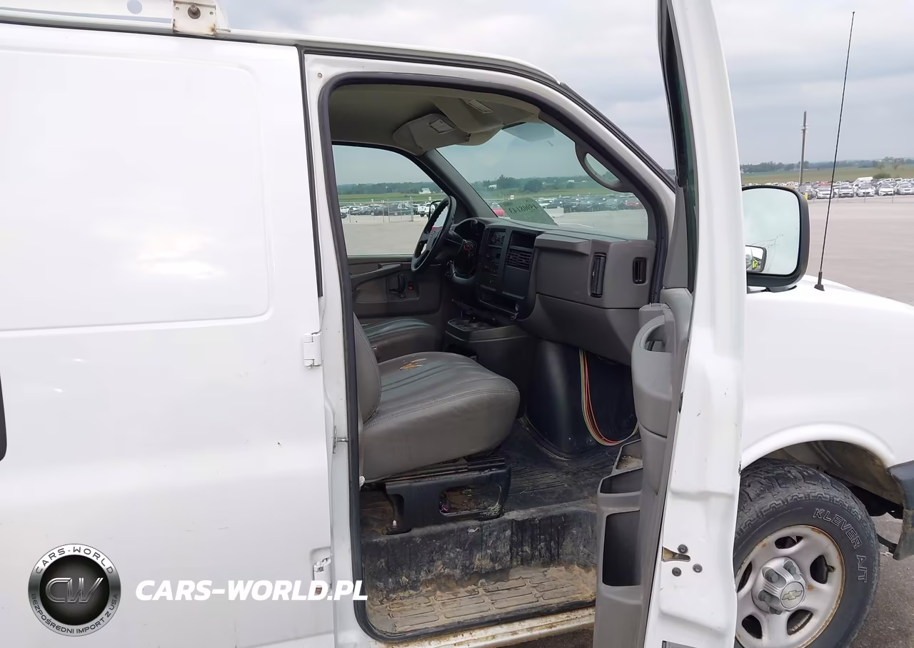 2007 Chevrolet Express Work Van VIN:1GCFH15T271185782 - 5