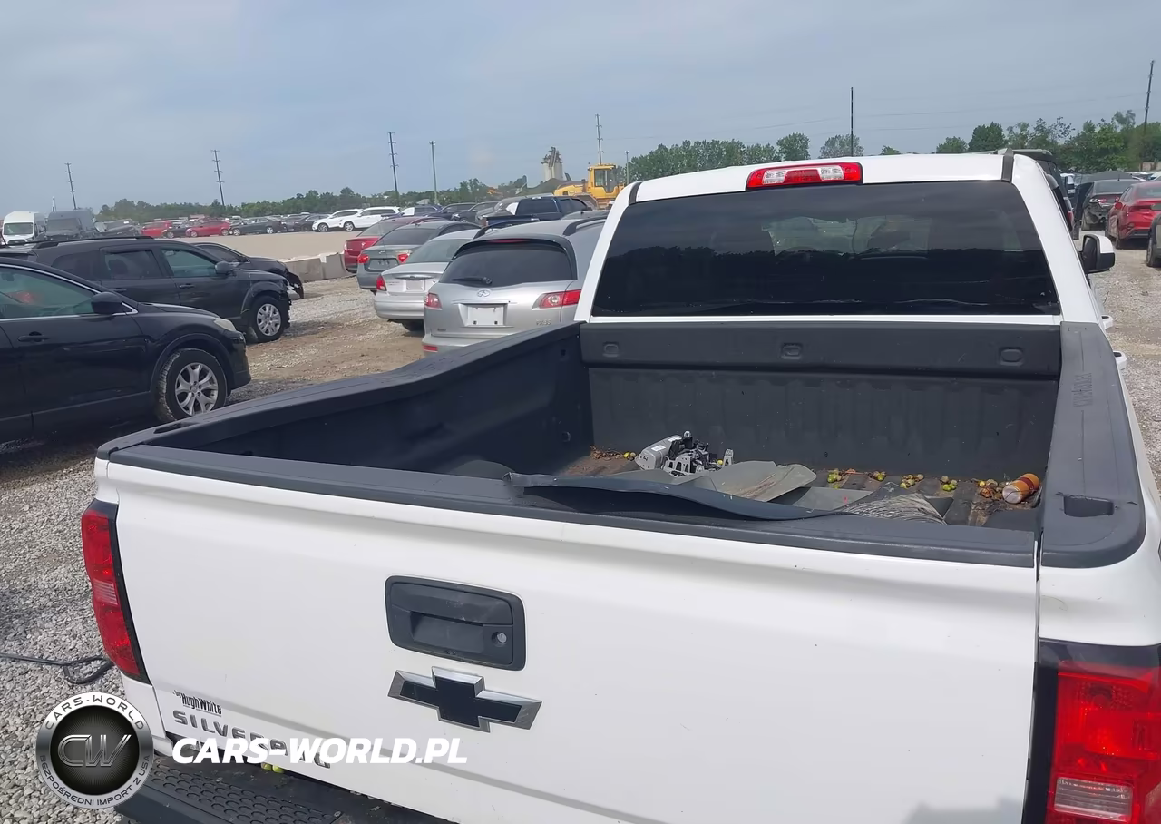 2017 Chevrolet Silverado 1500 Lt VIN:1GCUKREC0HF227703 - 6