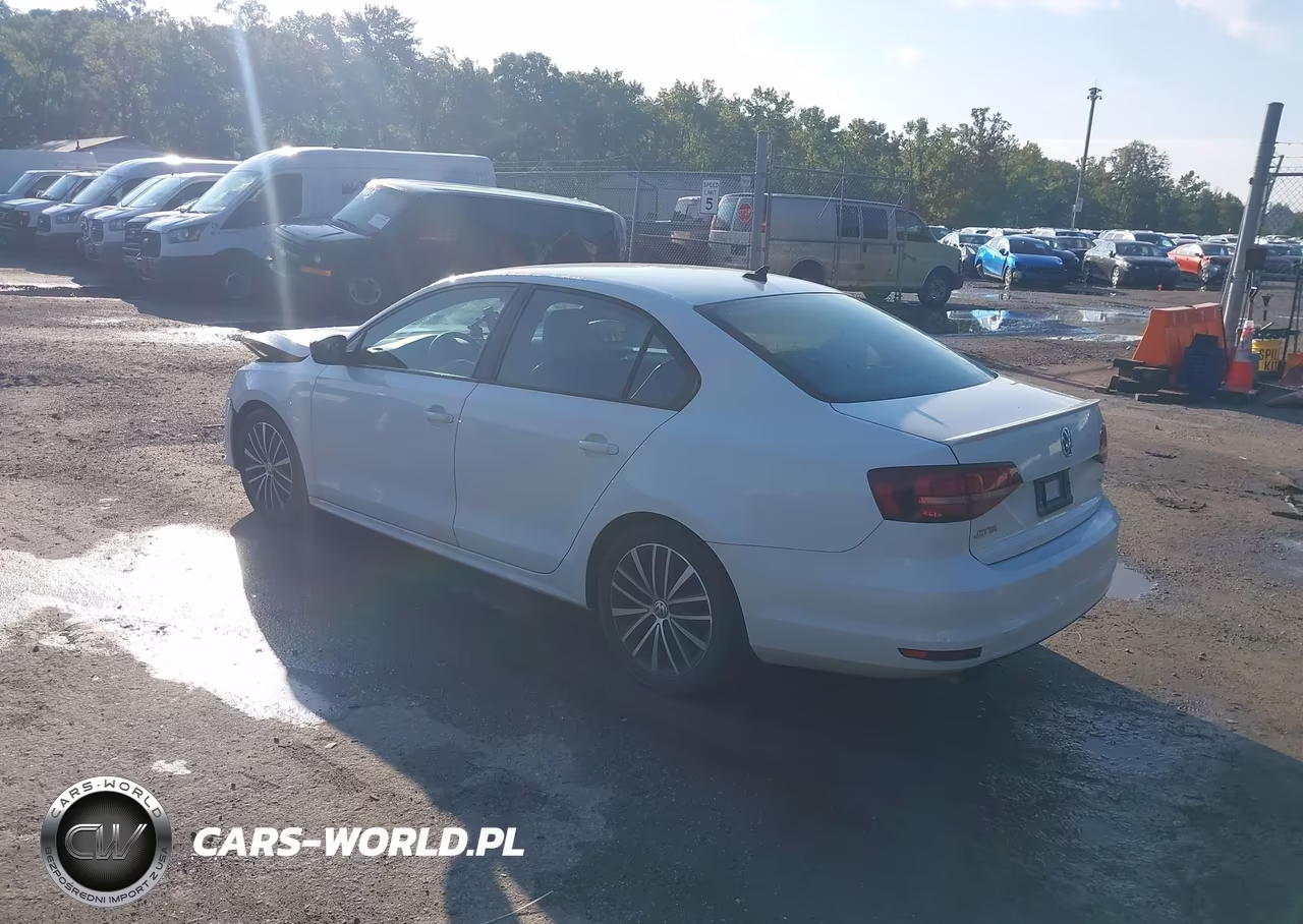 2016 Volkswagen Jetta 1.8T Sport VIN:3VWD17AJ5GM298936 - 3