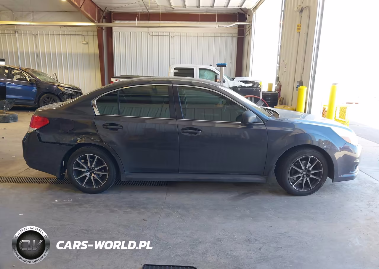 2011 Subaru Legacy 2.5I Premium VIN:4S3BMBC63B3255185 - 14