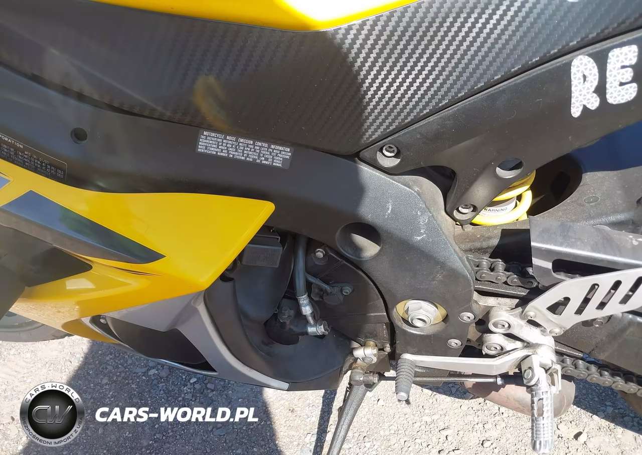 2007 Suzuki Gsx-R1000 VIN:JS1GT77A072104848 - 9