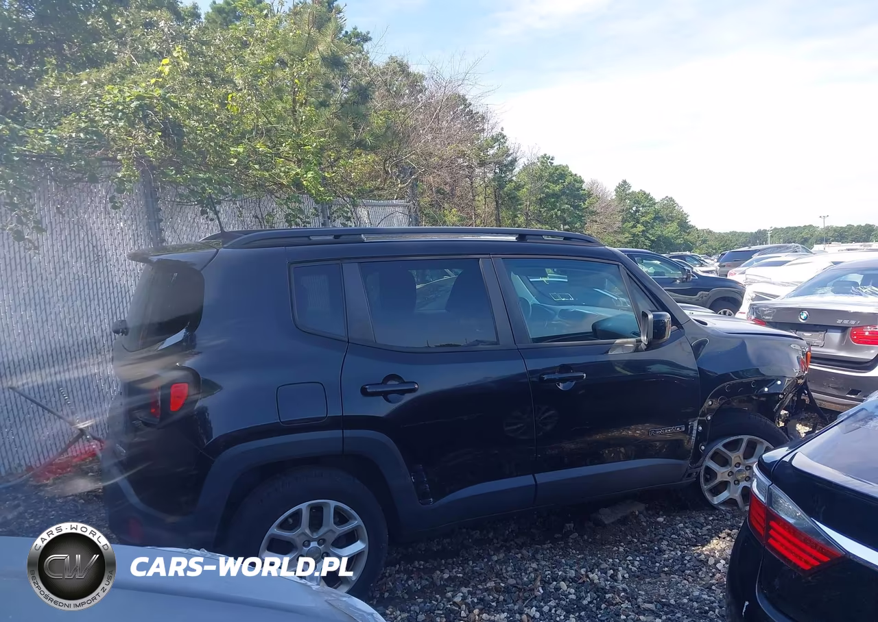 2018 Jeep Renegade Latitude 4X4 VIN:ZACCJBBB0JPJ11127 - 13