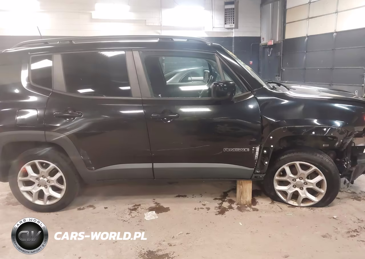 2018 Jeep Renegade Latitude 4X4 VIN:ZACCJBBB0JPJ11127 - 6