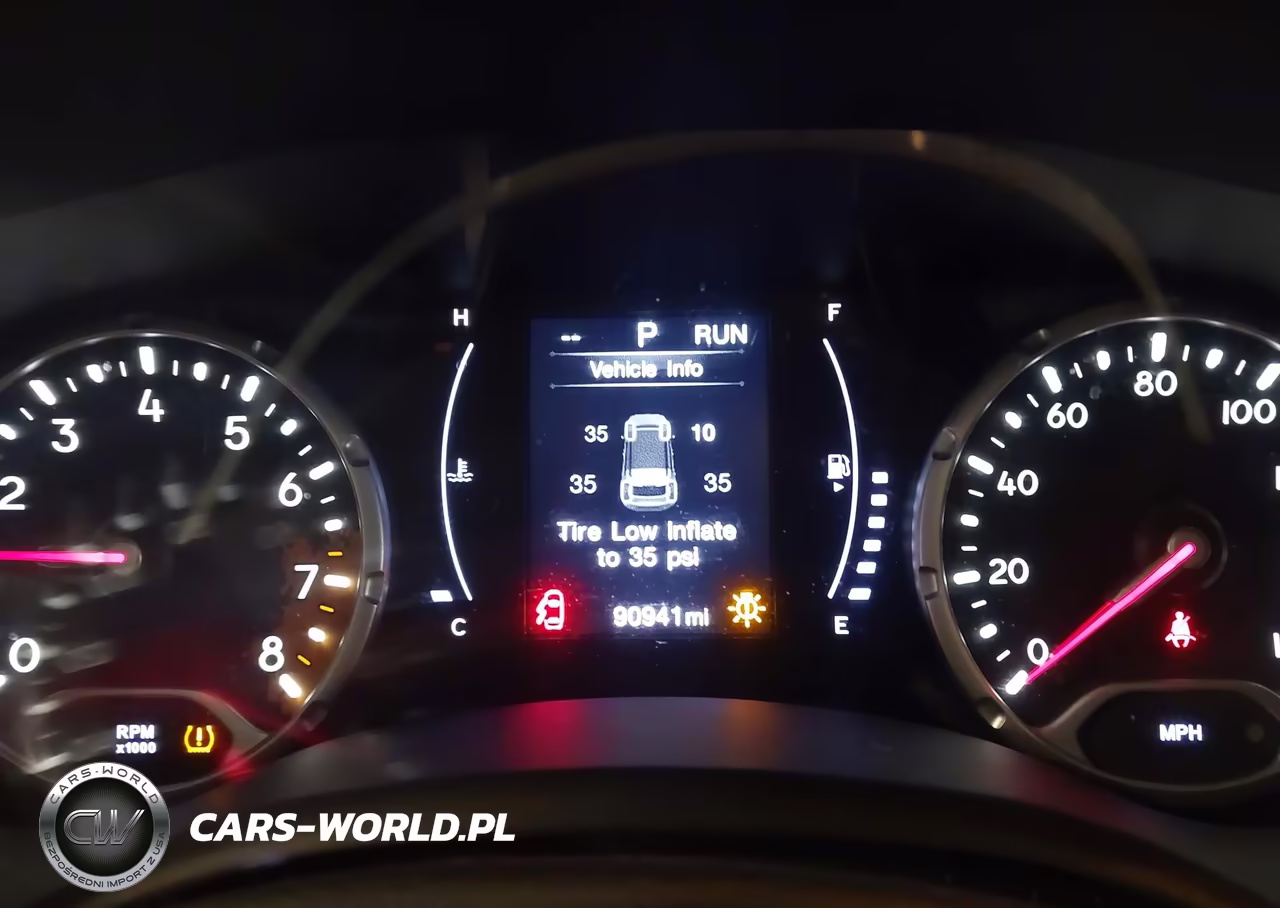 2018 Jeep Renegade Latitude 4X4 VIN:ZACCJBBB0JPJ11127 - 7