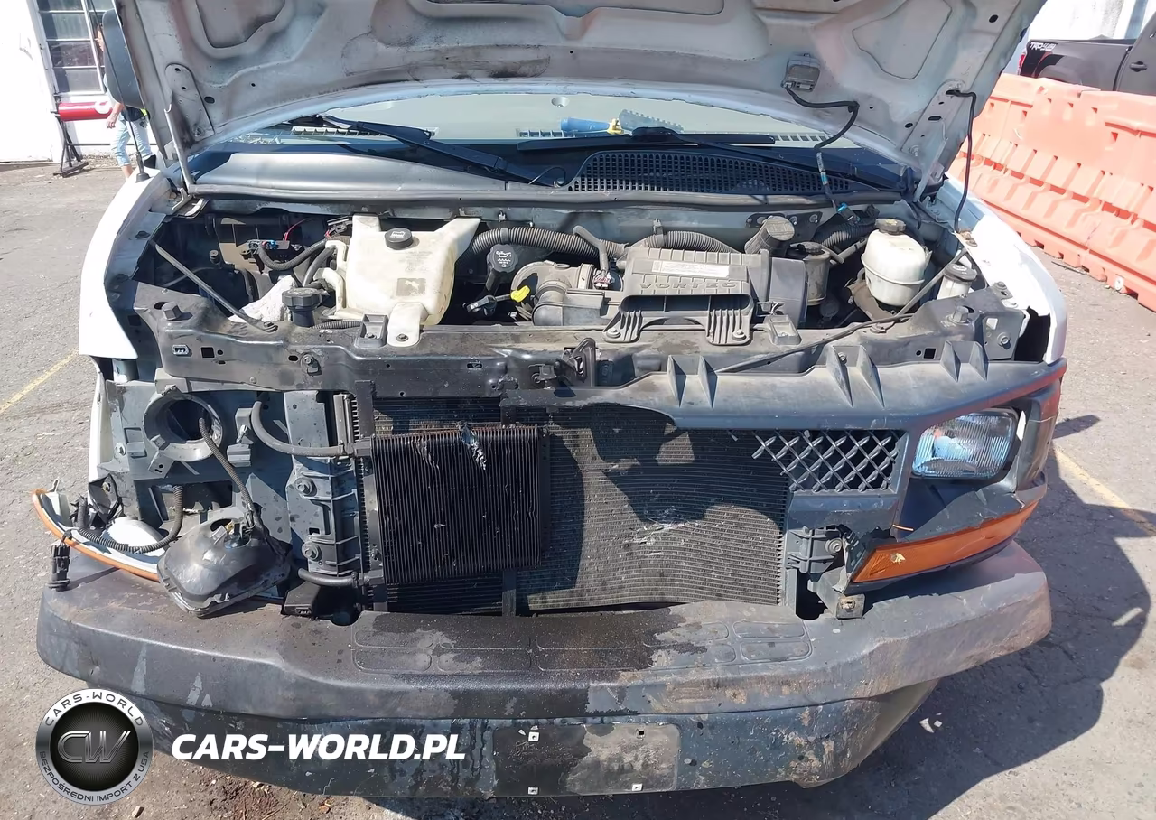 2008 Chevrolet Express Cargo Van Work Van VIN:1GCHG39K381229623 - 10