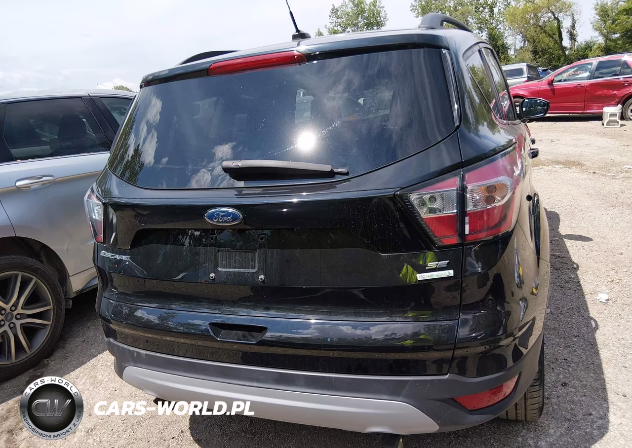 2018 Ford Escape Se VIN:1FMCU0GDXJUC17782 - 16