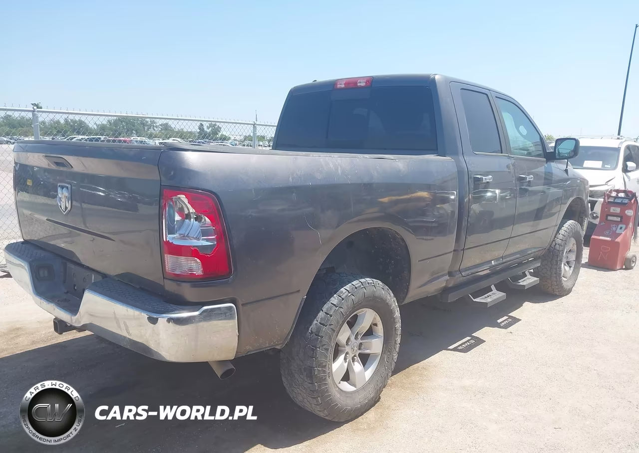 2015 Ram 1500 Slt VIN:1C6RR6GGXFS577352 - 4