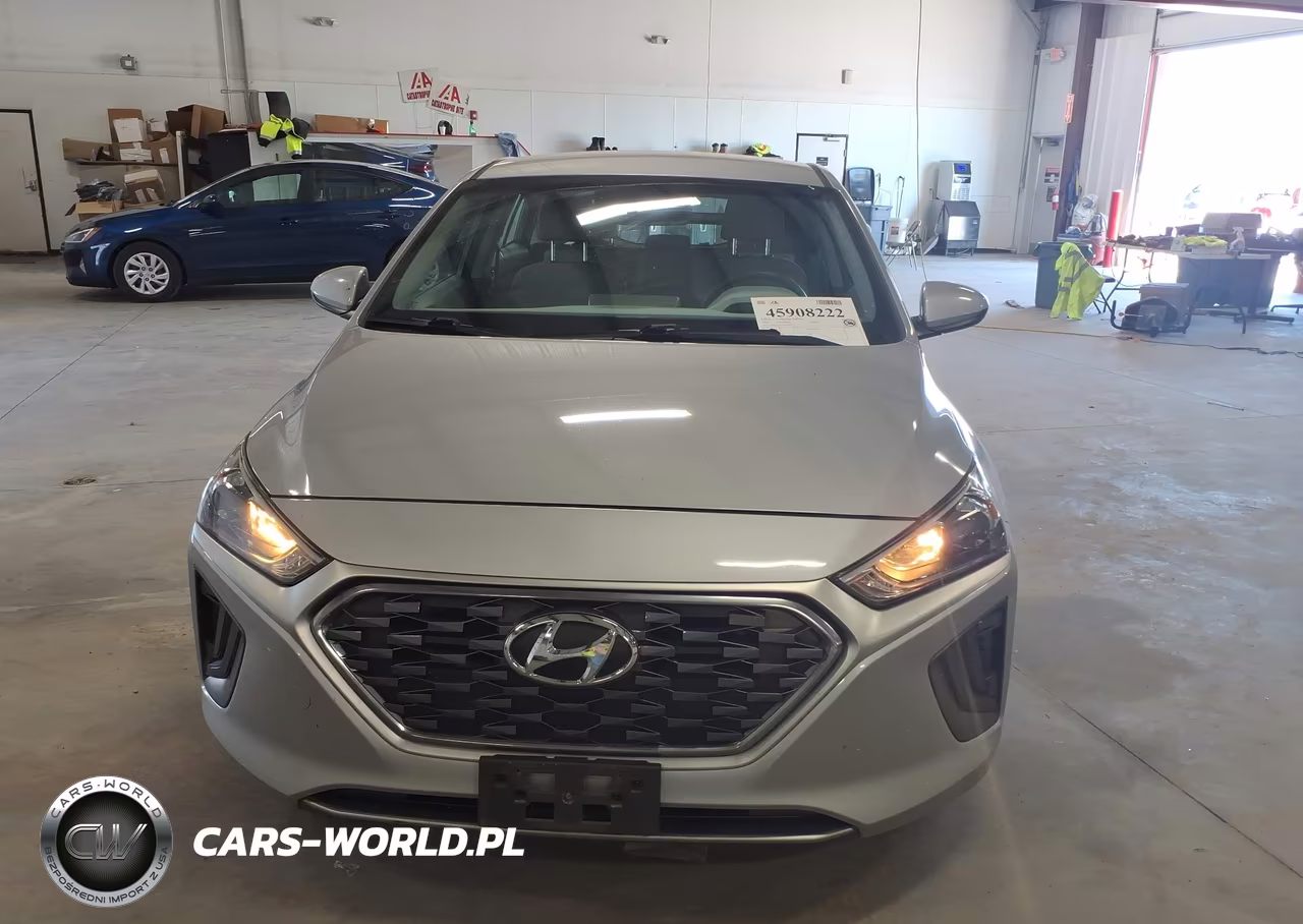 2020 Hyundai Ioniq Hybrid Blue VIN:KMHC65LC1LU219069 - 6