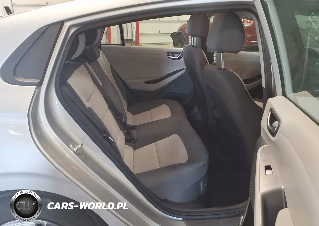 2020 Hyundai Ioniq Hybrid Blue VIN:KMHC65LC1LU219069 - 8