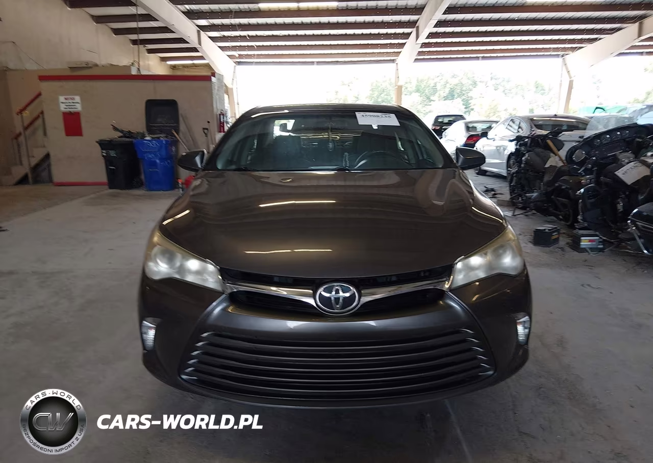 2016 Toyota Camry Le VIN:4T1BF1FK2GU510113 - 12