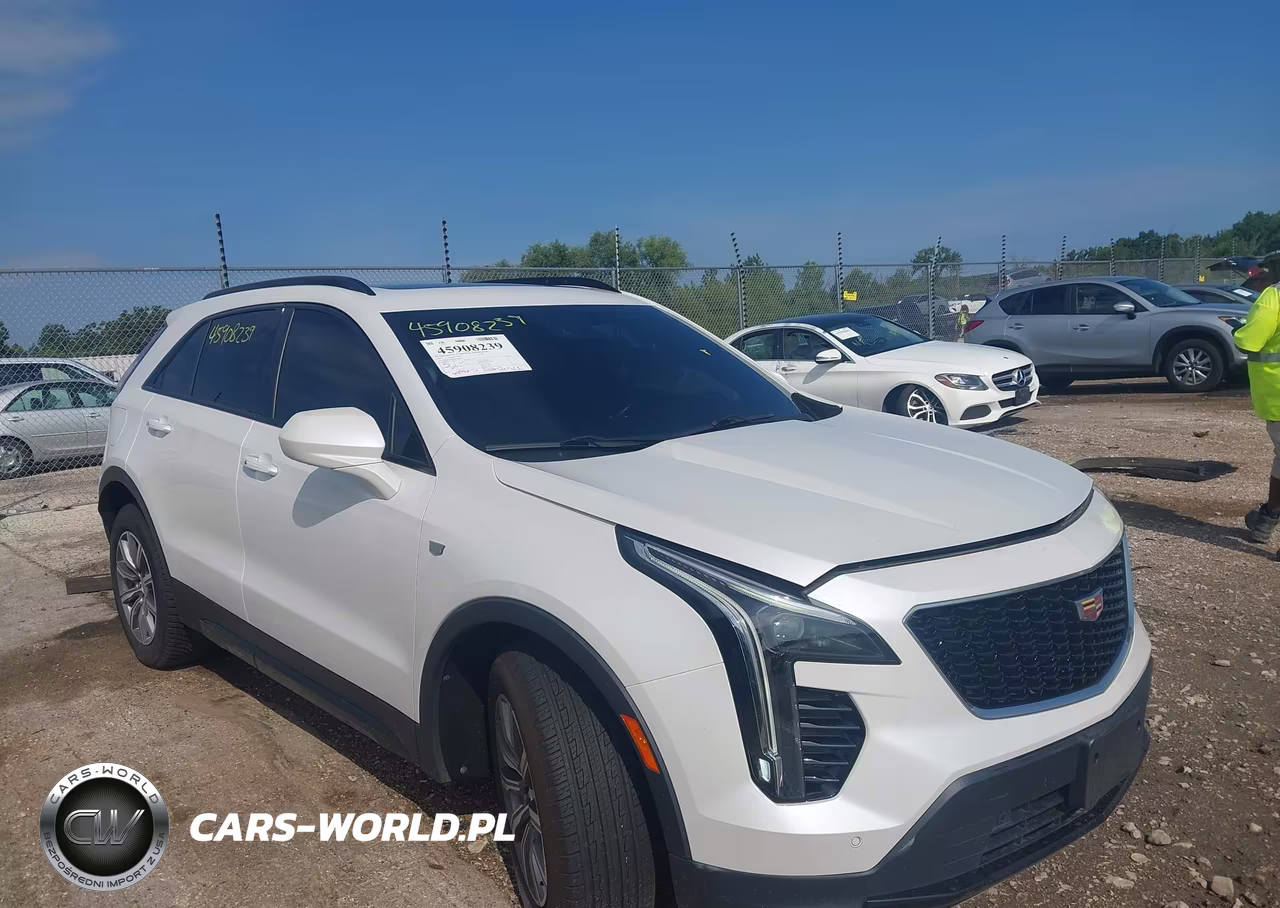 2019 Cadillac Xt4 Sport VIN:1GYFZFR48KF214477 - 1