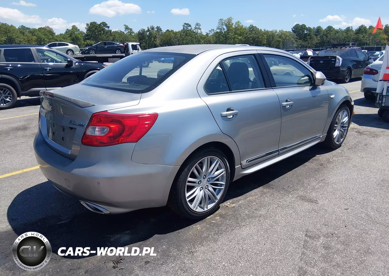 2011 Suzuki Kizashi Sport Sls VIN:JS2RE9A84B6110038 - 4