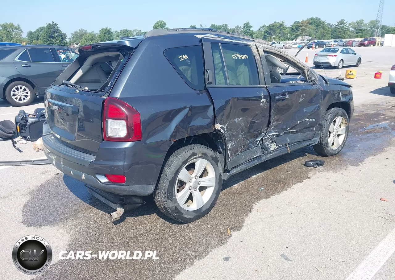 2016 Jeep Compass Sport VIN:1C4NJDBBXGD566839 - 4