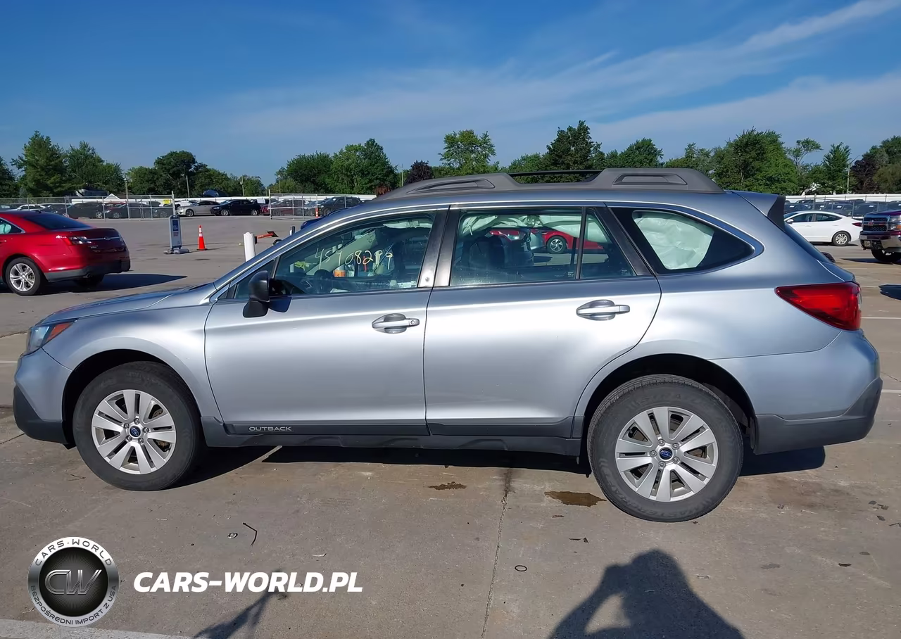 2018 Subaru Outback 2.5I VIN:4S4BSAAC3J3266576 - 14