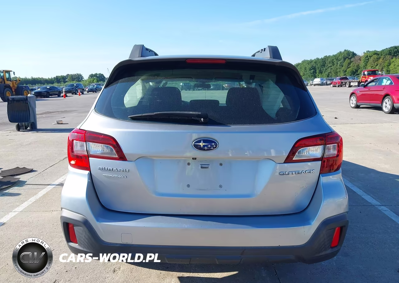 2018 Subaru Outback 2.5I VIN:4S4BSAAC3J3266576 - 16