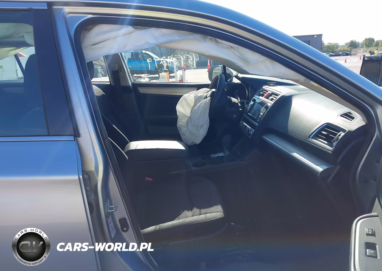 2018 Subaru Outback 2.5I VIN:4S4BSAAC3J3266576 - 5