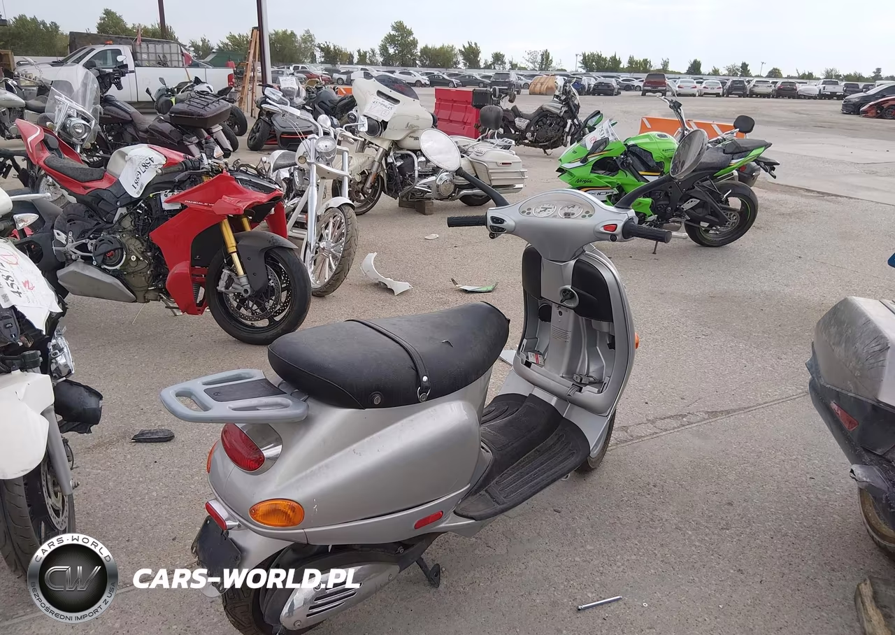 2003 Vespa C161C VIN:ZAPC16C1335005667 - 4