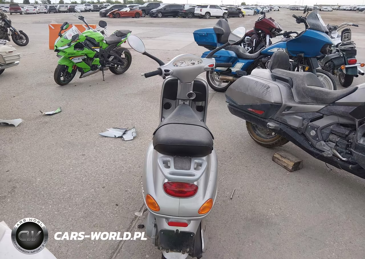 2003 Vespa C161C VIN:ZAPC16C1335005667 - 6