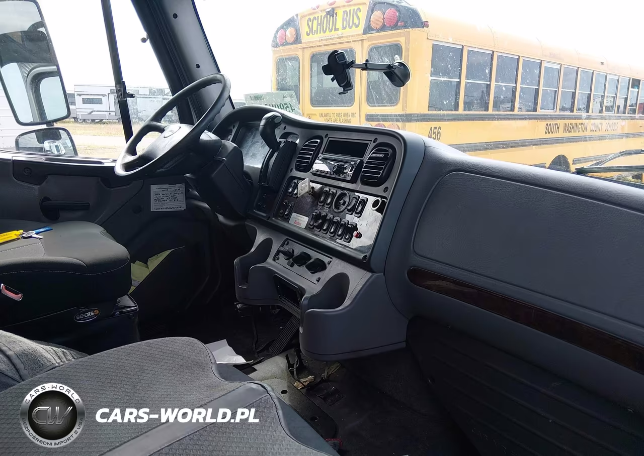 2019 Freightliner M2 106 VIN:3ALACWFC7KDKU1925 - 5