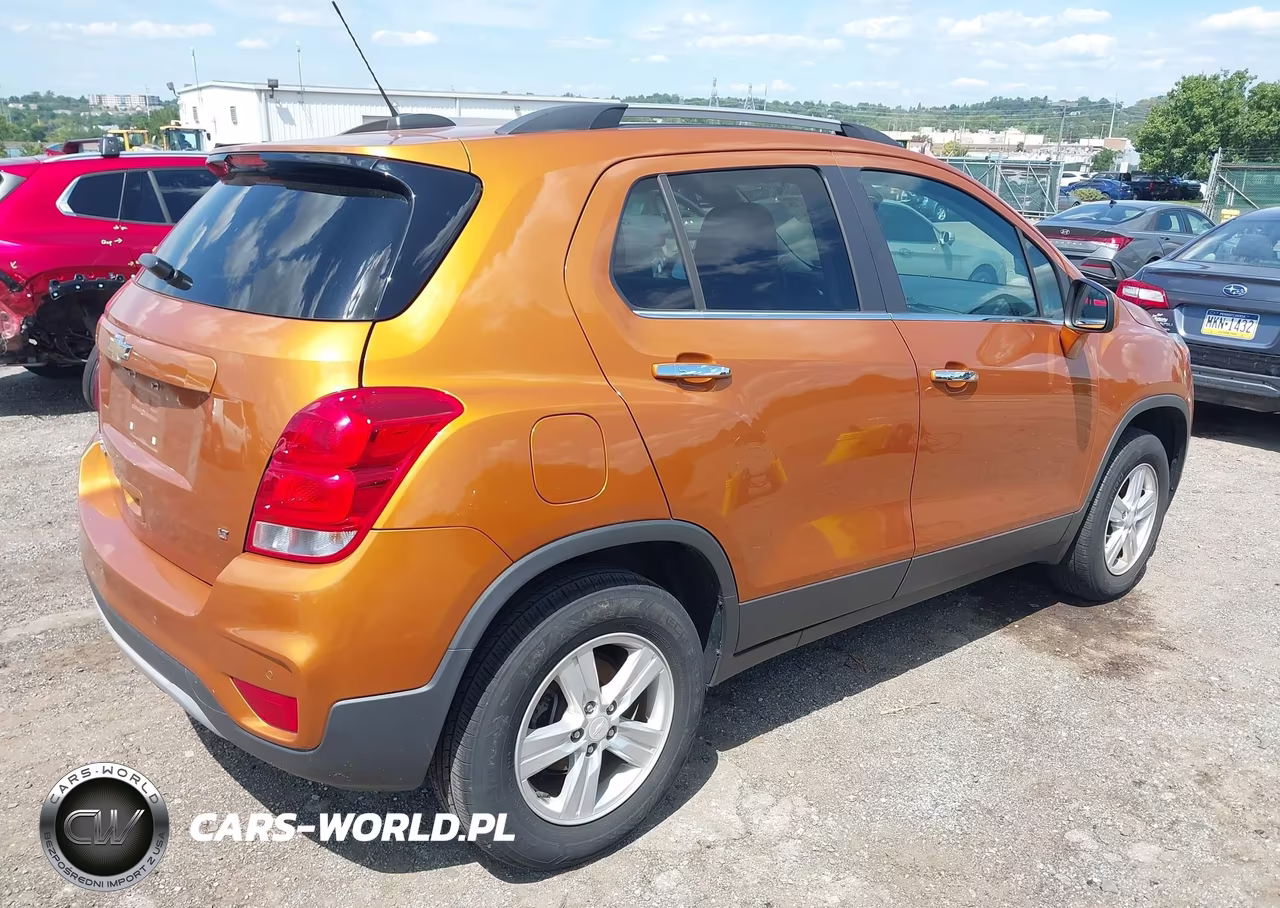 2017 Chevrolet Trax Lt VIN:3GNCJPSB0HL173671 - 4