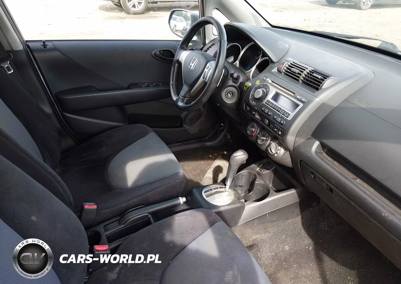 2008 Honda Fit Sport VIN:JHMGD38608S053101 - 5