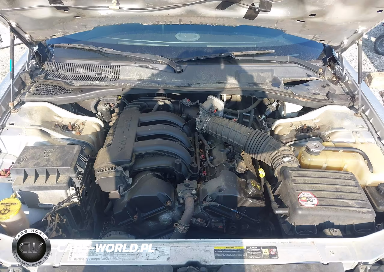 2005 Chrysler 300 VIN:2C3JA43R05H634726 - 10