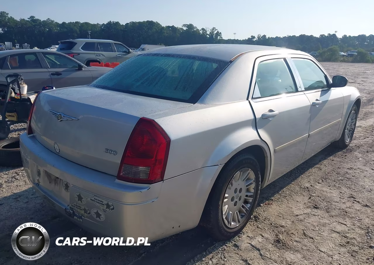 2005 Chrysler 300 VIN:2C3JA43R05H634726 - 4