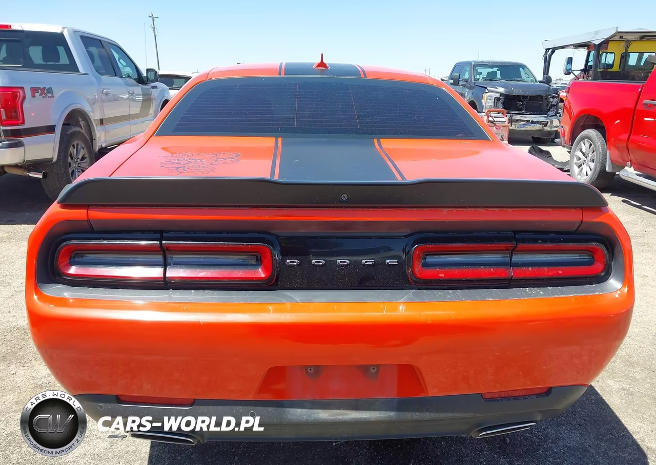 2017 Dodge Challenger Sxt Plus VIN:2C3CDZAGXHH640505 - 17