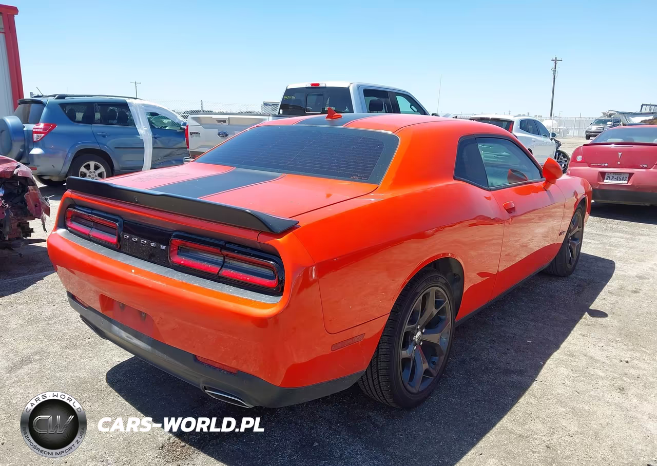2017 Dodge Challenger Sxt Plus VIN:2C3CDZAGXHH640505 - 4