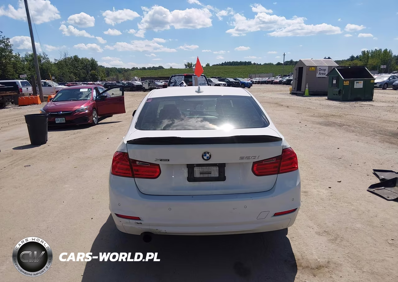 2015 BMW 320I xDrive VIN:WBA3C3G54FNS76360 - 17