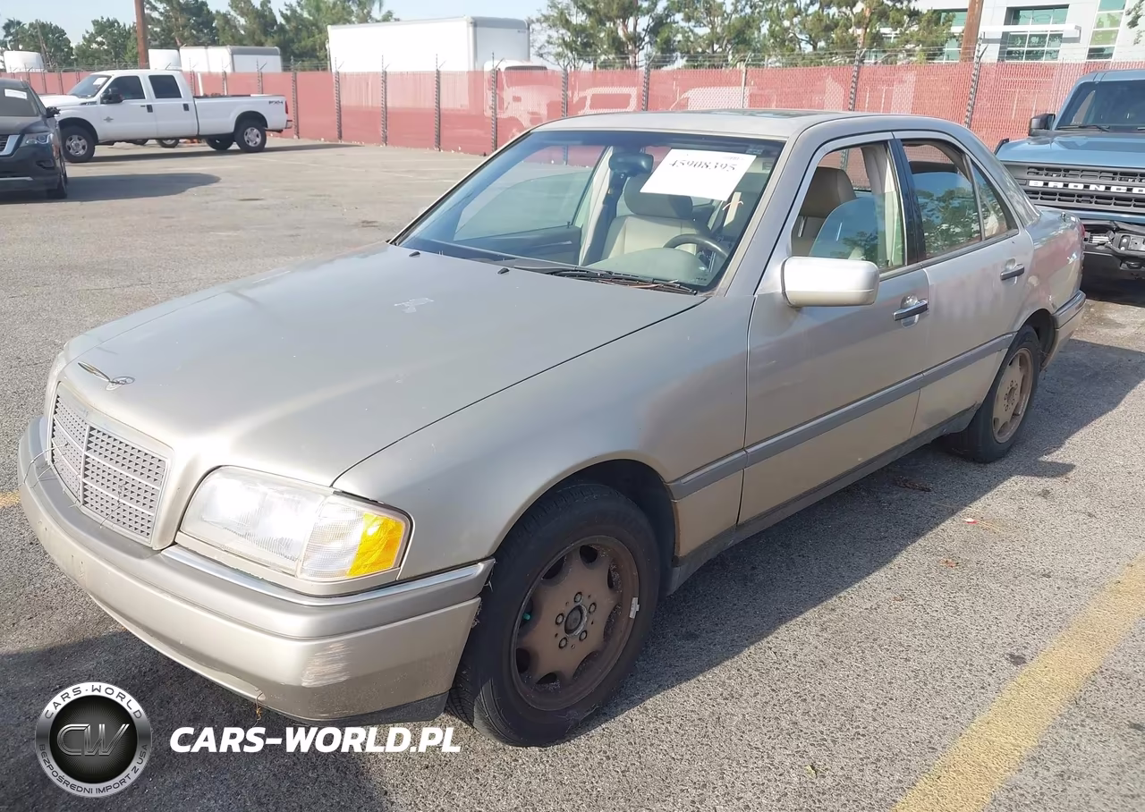 1996 Mercedes-Benz C 220 VIN:WDBHA22E9TF452338 - 2