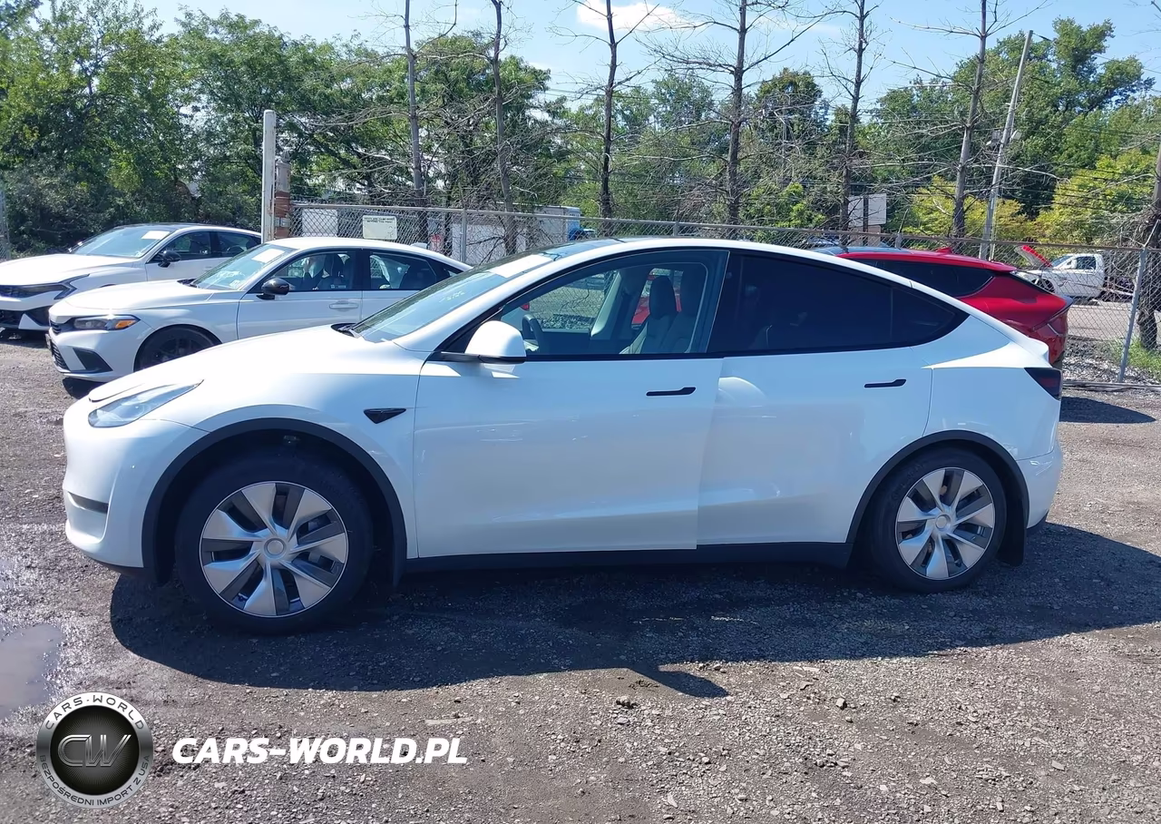 2023 Tesla Model Y Awd-Long Range Dual Motor All-Wheel Drive VIN:7SAYGDEE2PA061226 - 14