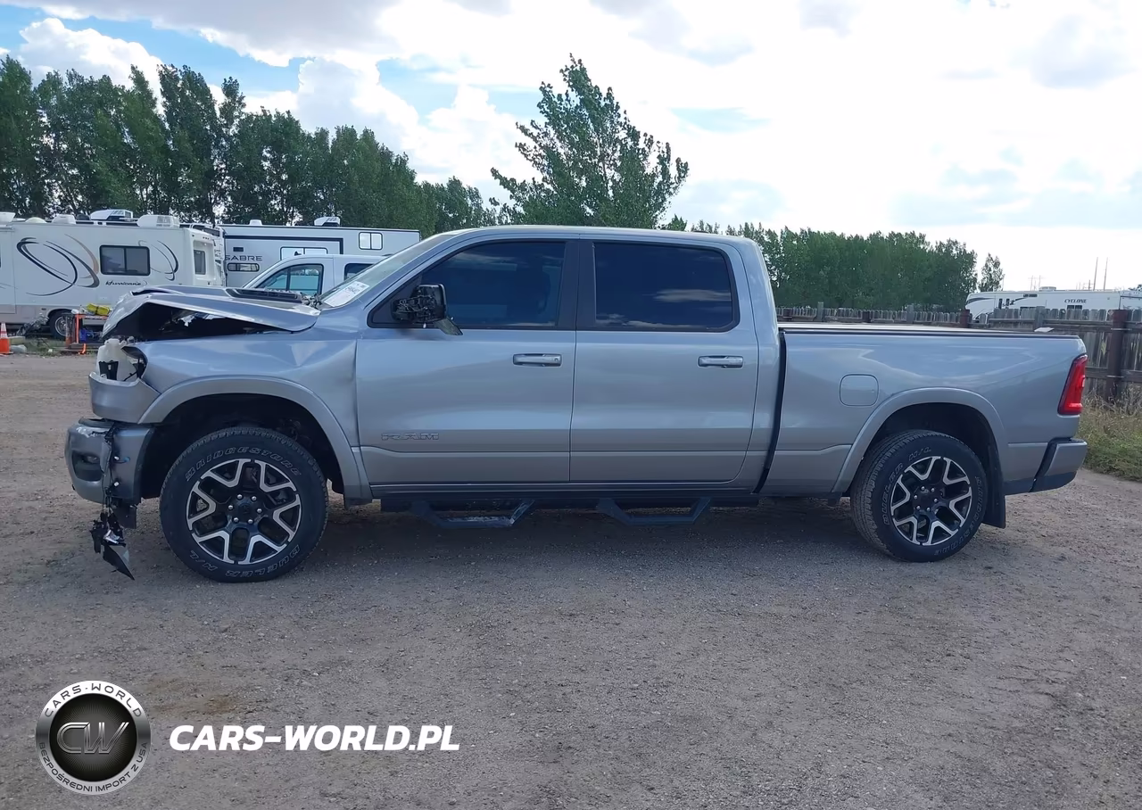2025 Ram 1500 Laramie 4X4 6'4 Box VIN:1C6SRFRP3SN649323 - 15