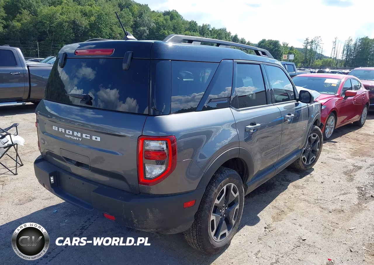 2024 Ford Bronco Sport Outer Banks VIN:3FMCR9C68RRE34084 - 4