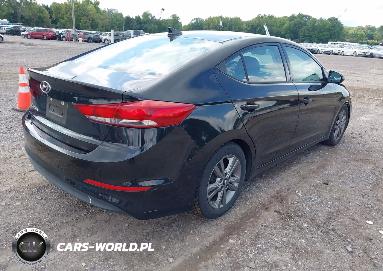 2017 Hyundai Elantra Value Edition VIN:5NPD84LF8HH193658 - 4