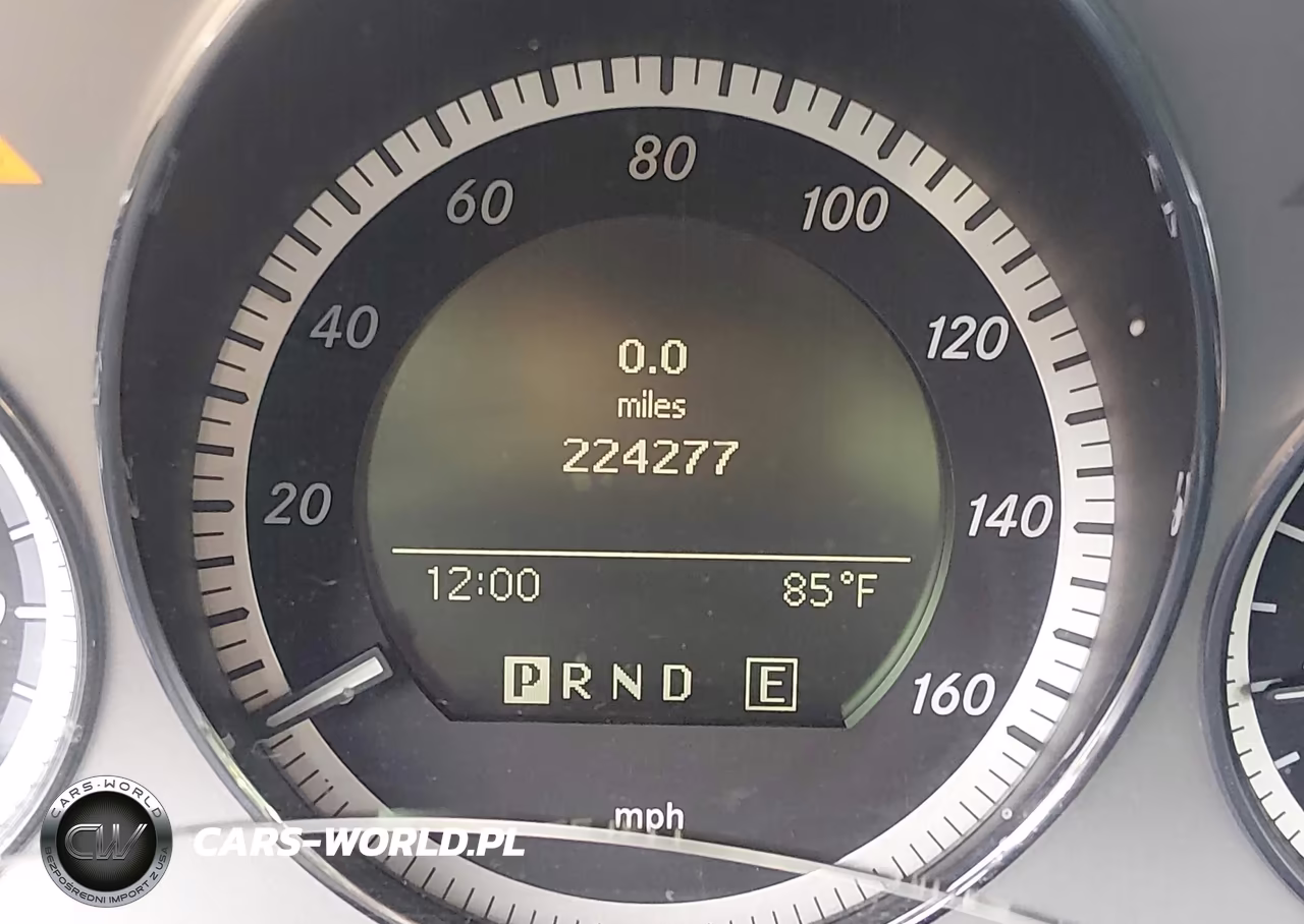 2011 Mercedes-Benz C 300 Sport VIN:WDDGF5EB7BR185947 - 16