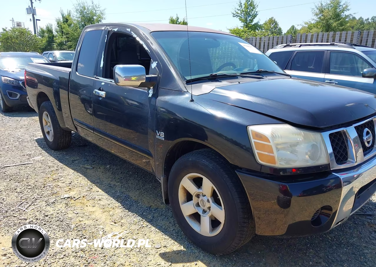 2004 Nissan Titan Se