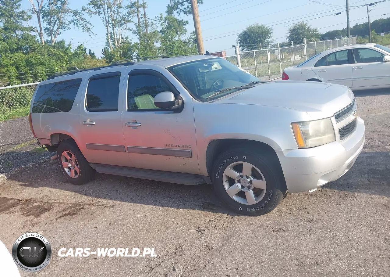 2011 Chevrolet Suburban Lt VIN:1GNSCJE03BR346855 - 13