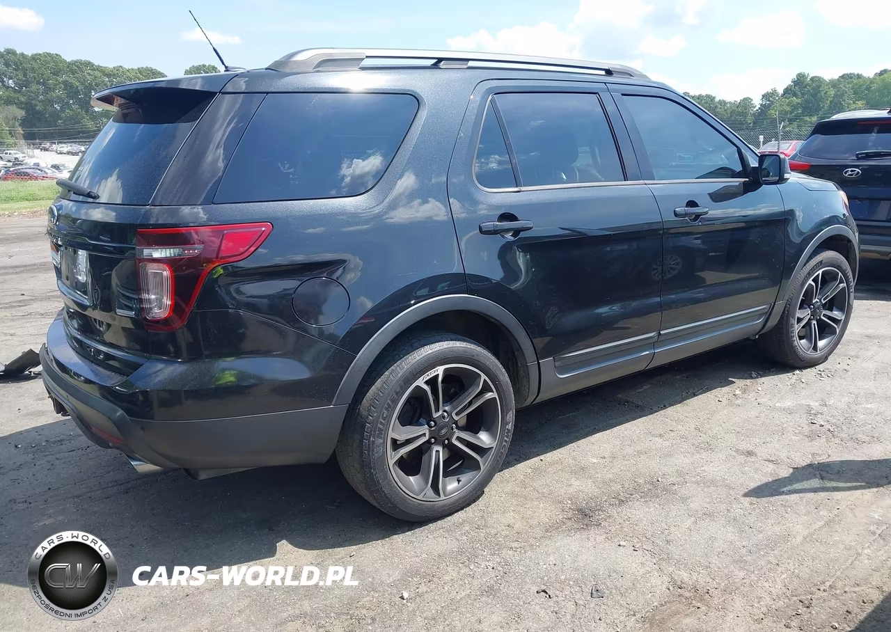 2015 Ford Explorer Sport VIN:1FM5K8GT0FGB73060 - 4