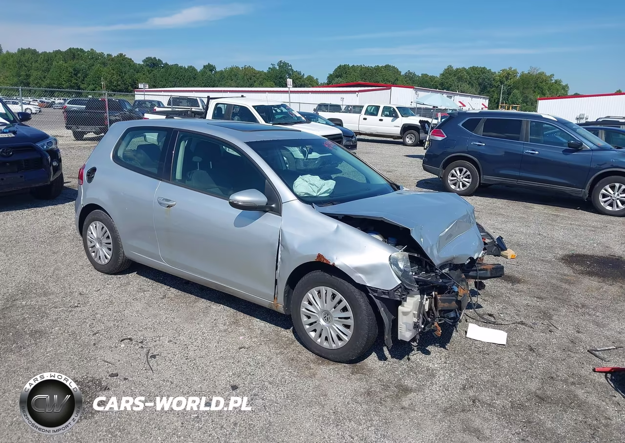 2013 Volkswagen Golf 2.5L 2-Door
