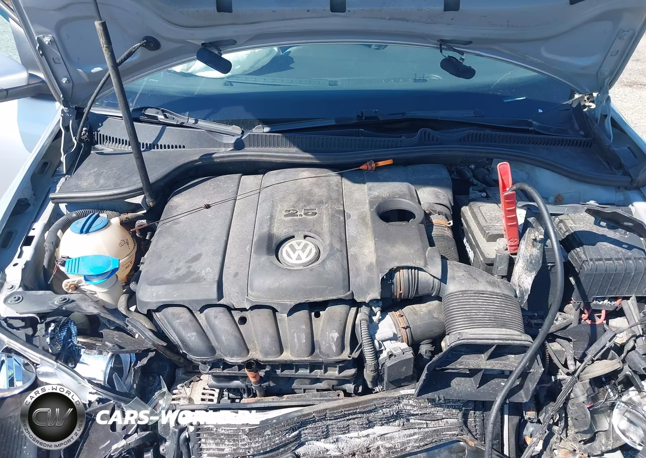 2013 Volkswagen Golf 2.5L 2-Door VIN:WVWBB7AJ4DW046016 - 10